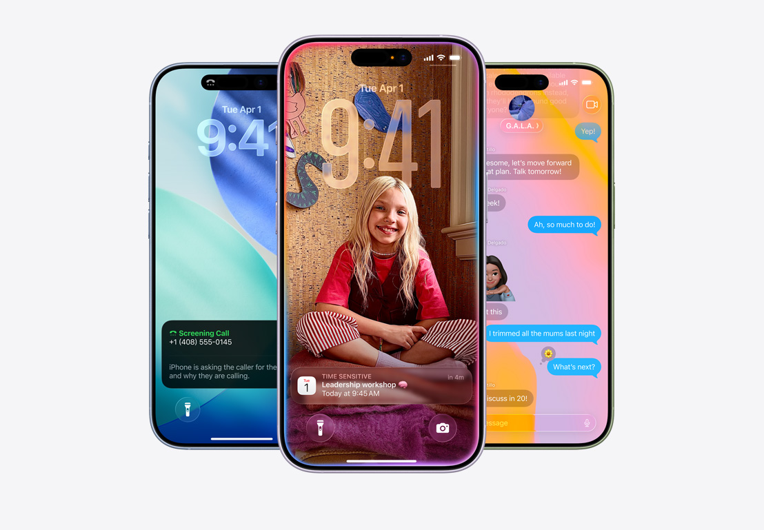 三部 iPhone,螢幕分別顯示通話篩選功能彈出式視窗、使用兒童照的個人化背景上有一則日曆行程提示,以及採用 Liquid Glass 設計的訊息 app 介面